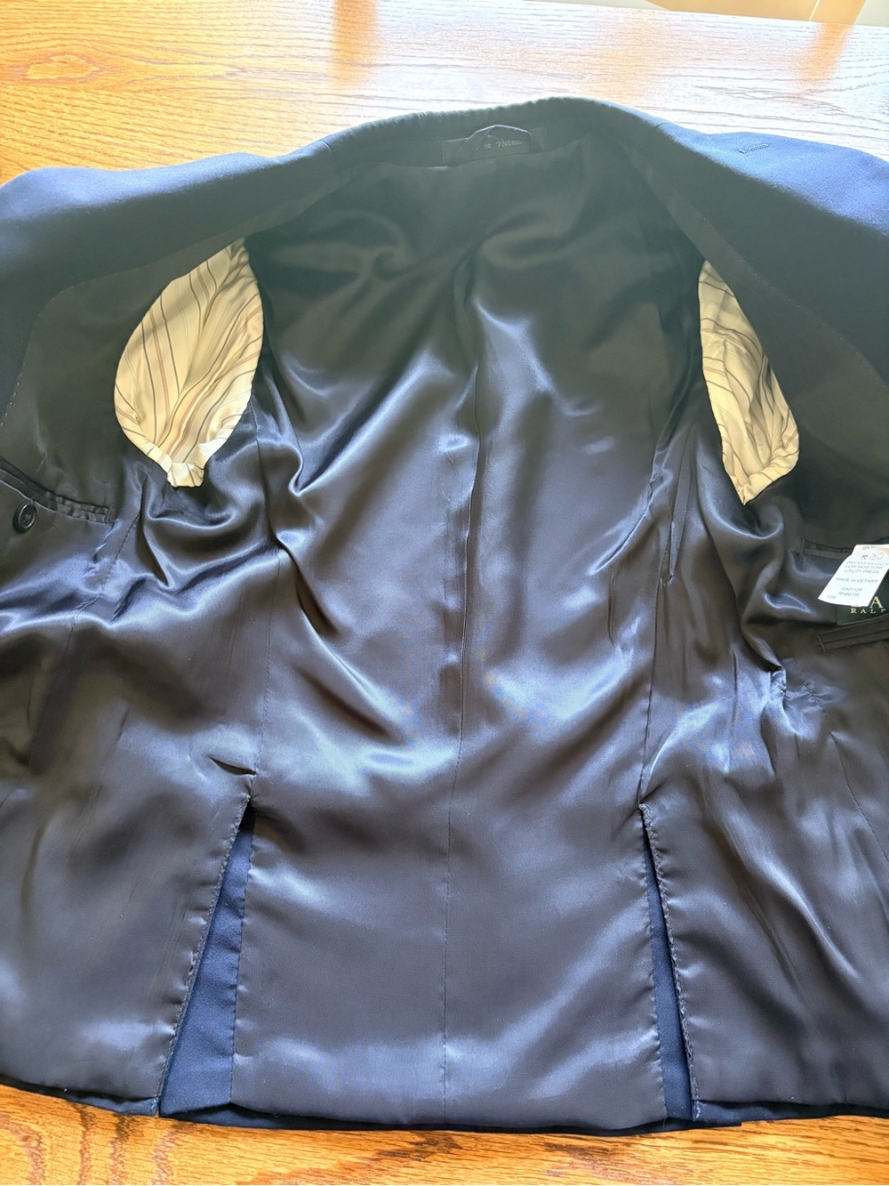 Boys Lauren- Ralph Lauren Navy Blue Blazer with Gold Buttons-10R - Picture 14 of 15